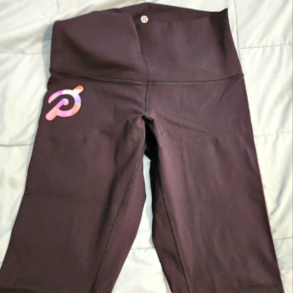 Peloton Lululemon Move Mission Scallop Hem Legging Black size Size 8 - Picture 1 of 4